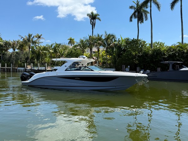 SEA RAY SLX 400 OUTBOARD — 2026 Sea Ray SLX 400 Outboard
