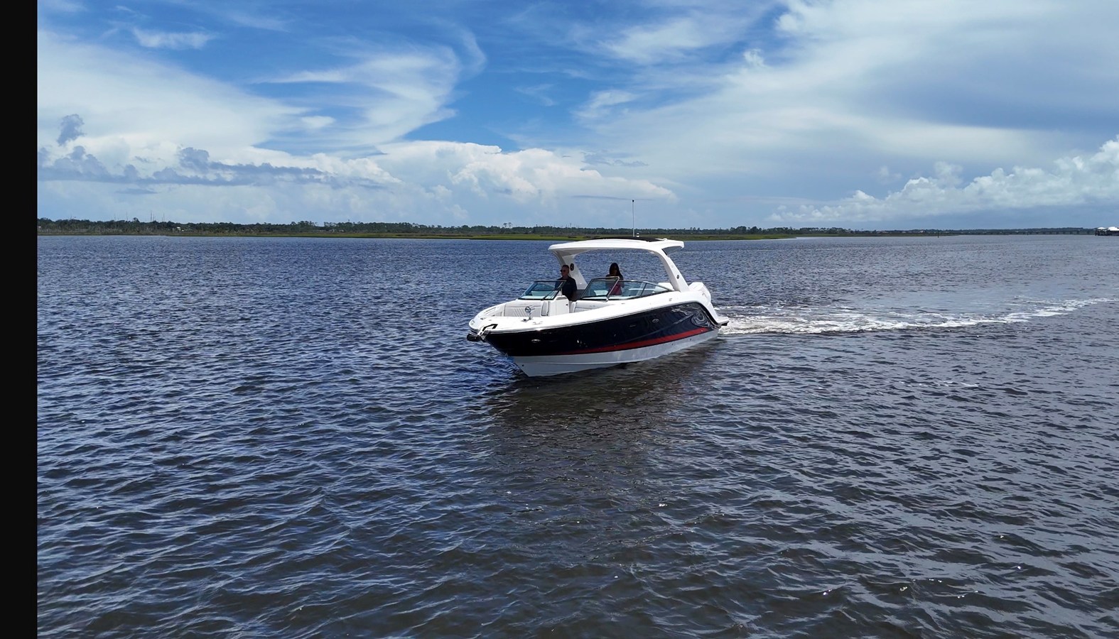 SEA RAY SLX 310 OUTBOARD, photo 2