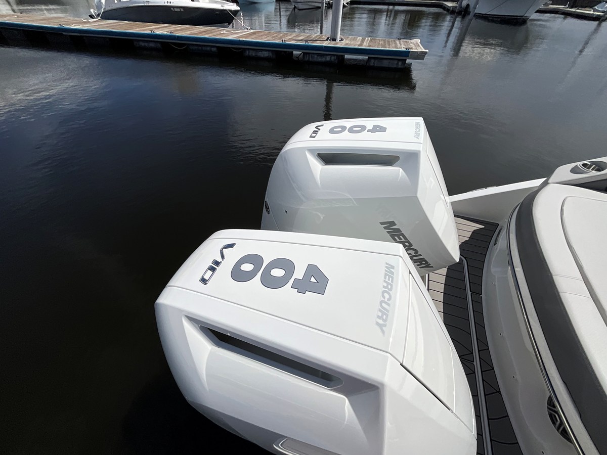 SEA RAY SLX 310 OUTBOARD, photo 6
