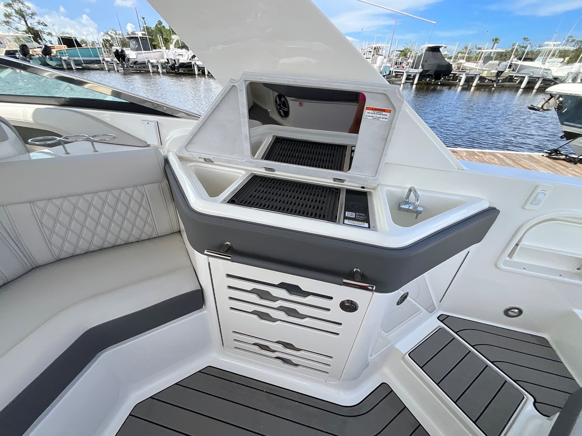 SEA RAY SLX 310 OUTBOARD, photo 12