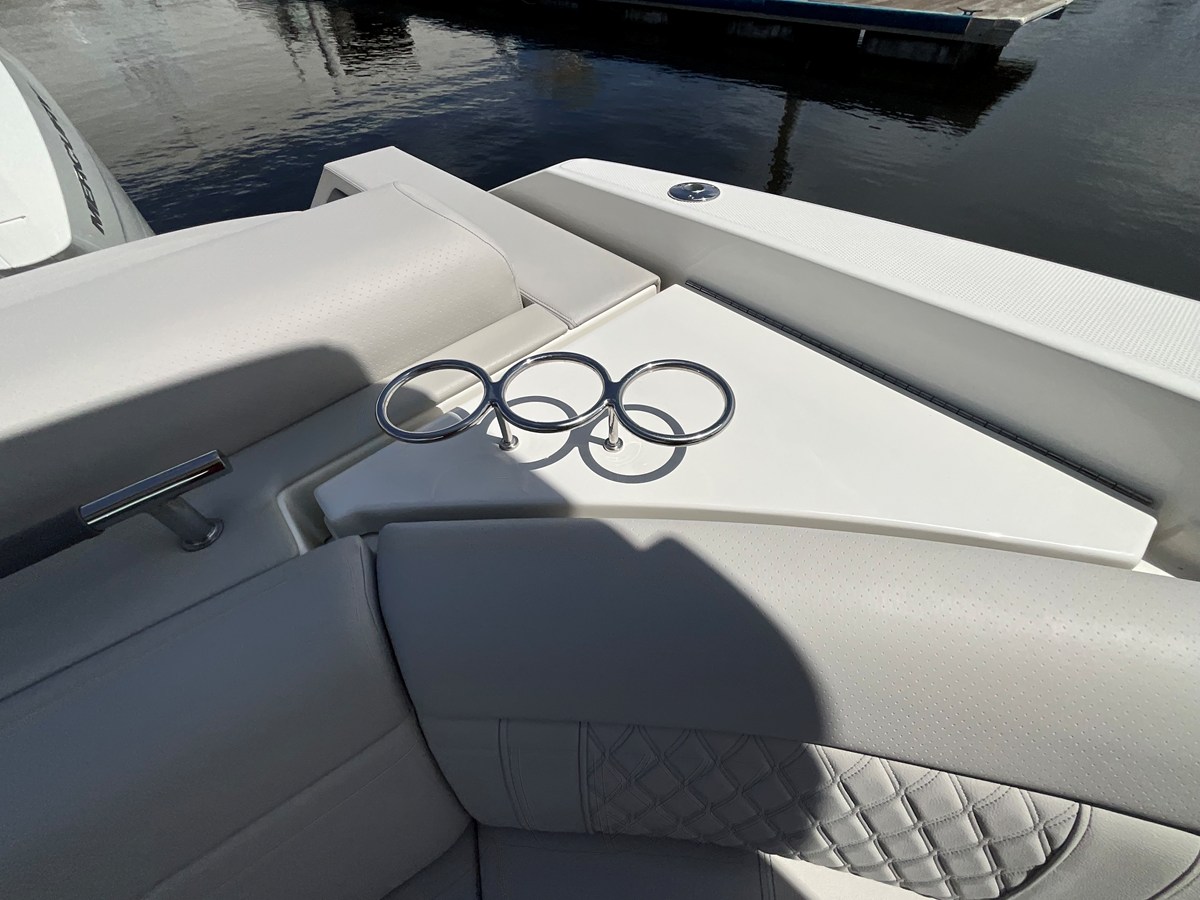 SEA RAY SLX 310 OUTBOARD, photo 14