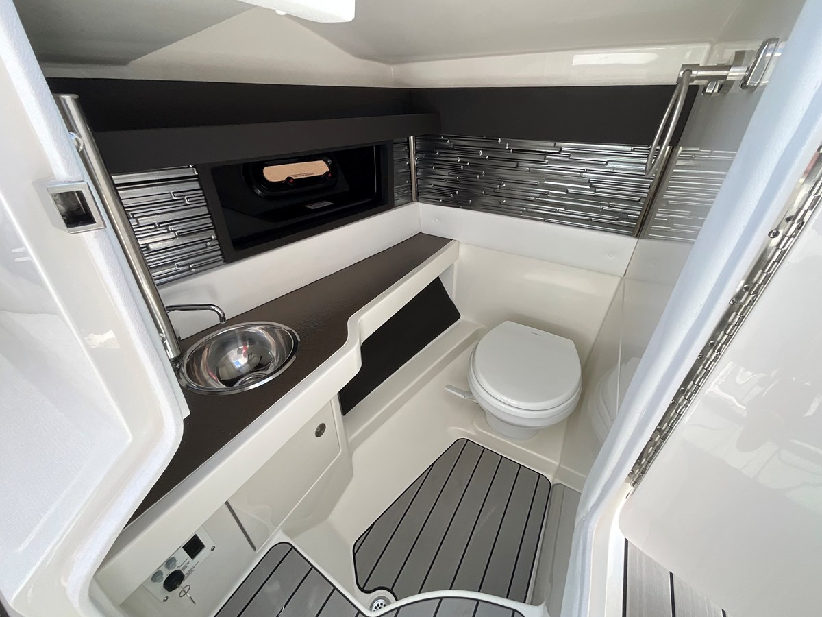 SEA RAY SLX 310 OUTBOARD, photo 23