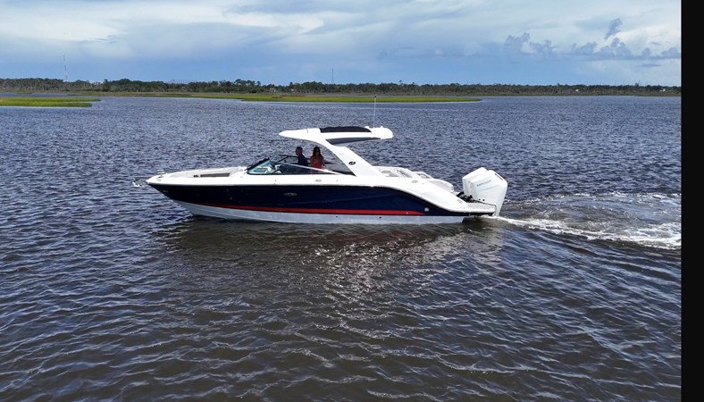 SEA RAY SLX 310 OUTBOARD — 2027 Sea Ray SLX 310 Outboard