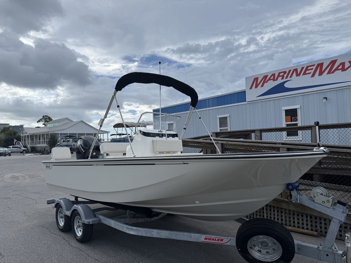 Boston Whaler 190 Montauk — 2027 Boston Whaler 190 Montauk — photo 2
