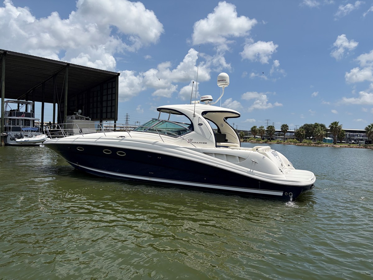 Sea Ray 420 SUNDANCER — 2005 Sea Ray 420 Sundancer — photo 3