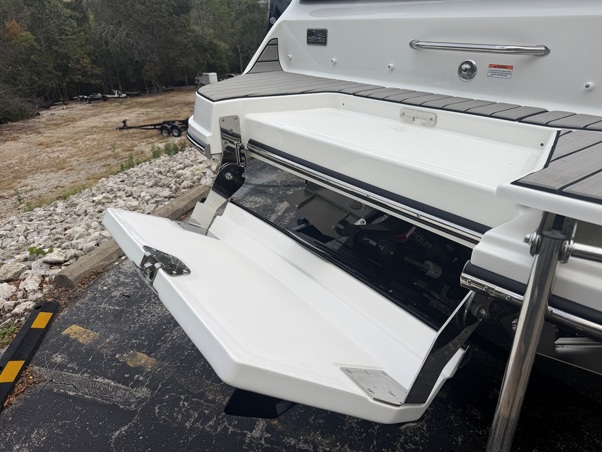 SEA RAY SDX 270 SURF, photo 13