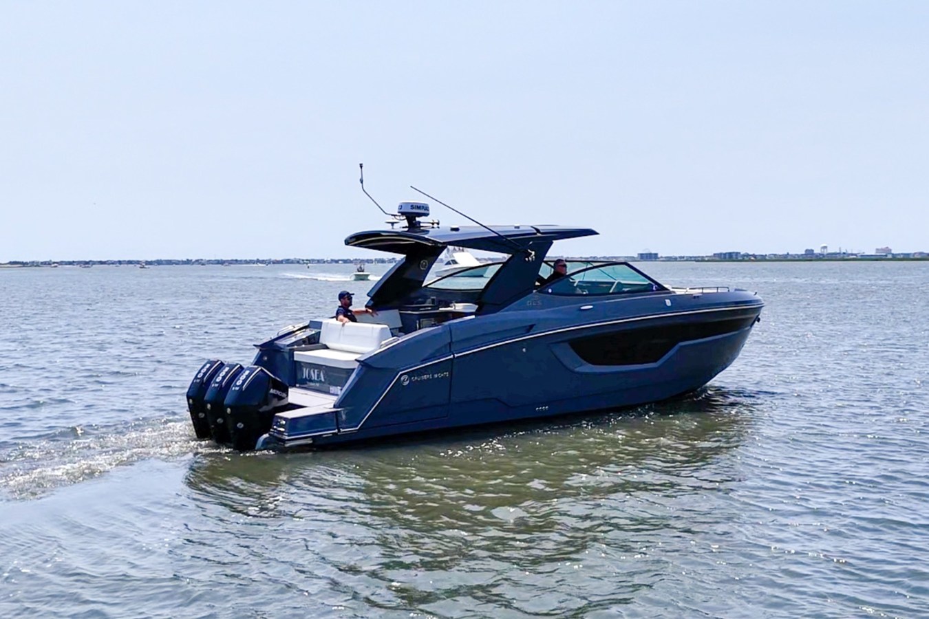Cruisers Yachts 38 GLS-OB SB — 2024 Cruisers Yachts 38 GLS-OB SB — photo 2