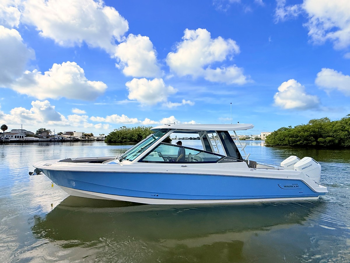 BOSTON WHALER 330 VANTAGE, photo 2