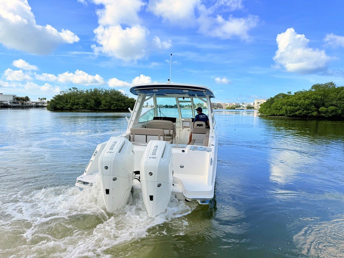 BOSTON WHALER 330 VANTAGE, photo 17