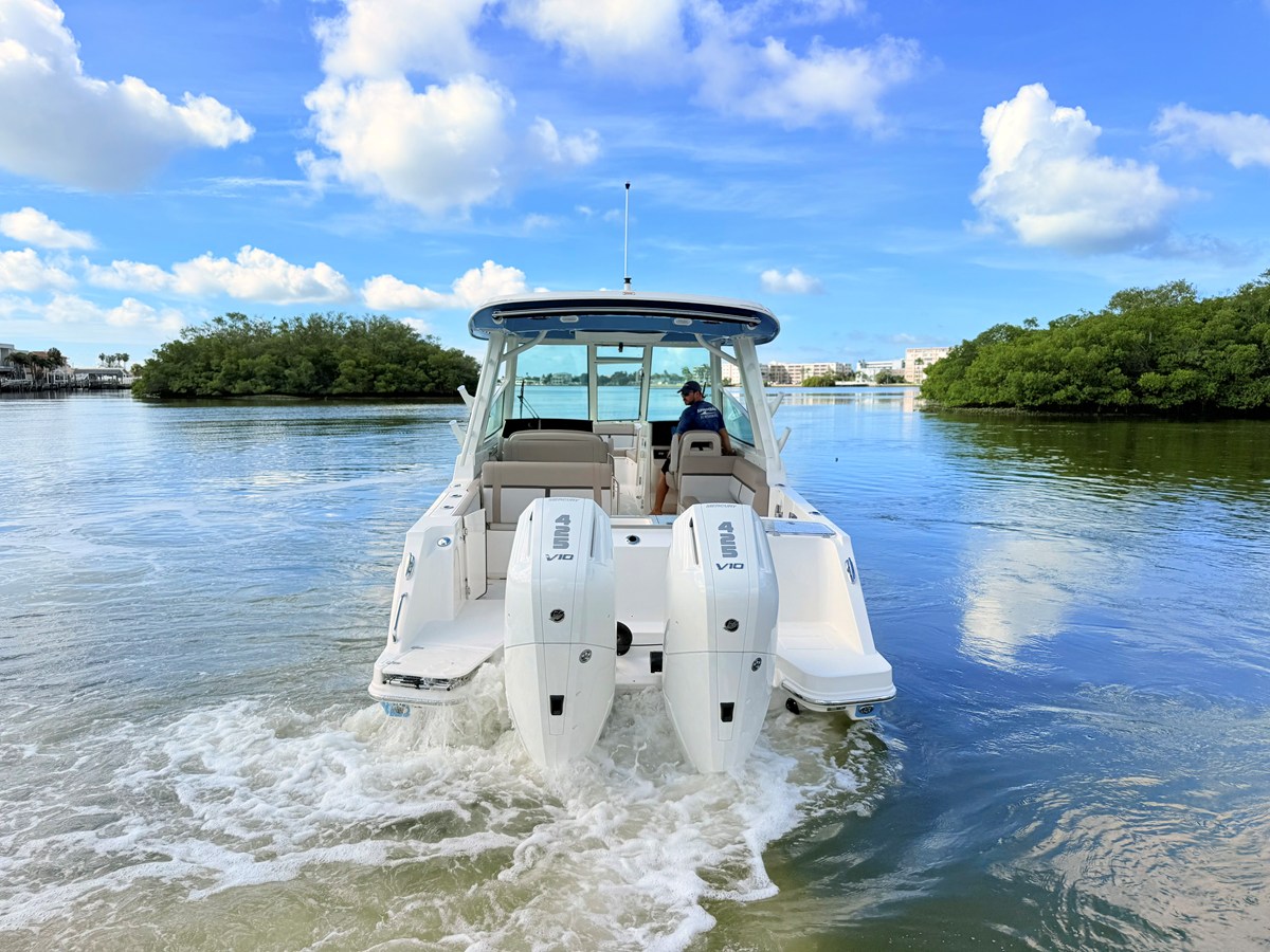 BOSTON WHALER 330 VANTAGE, photo 18
