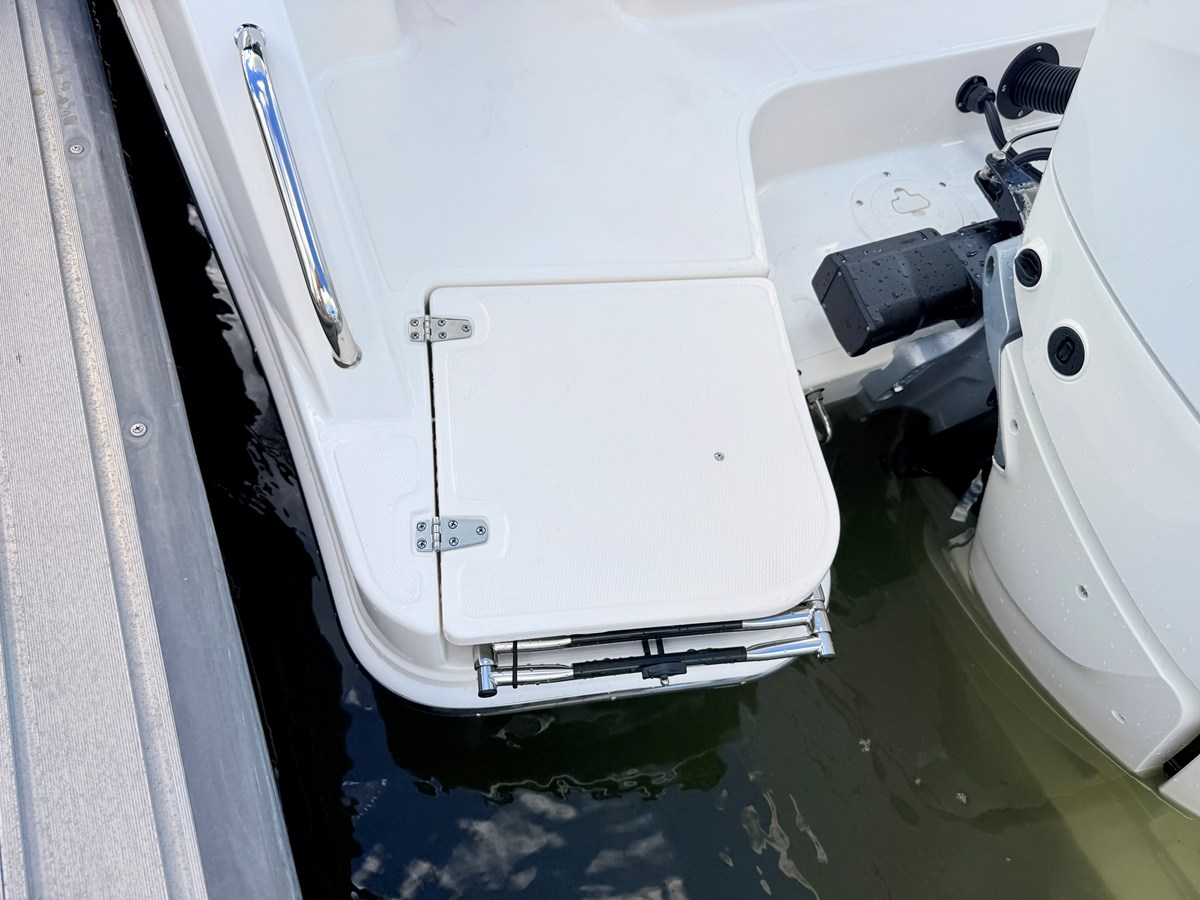 BOSTON WHALER 330 VANTAGE, photo 24