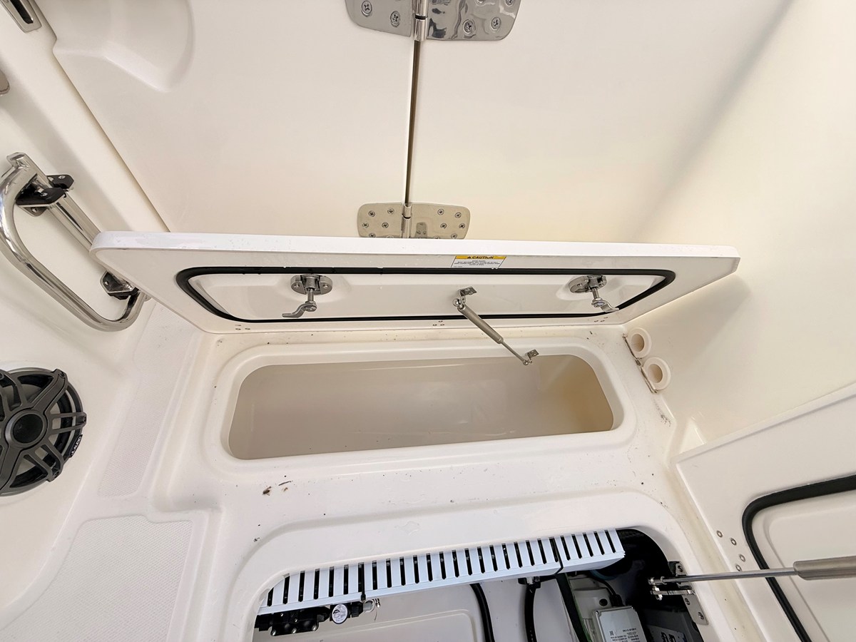 BOSTON WHALER 330 VANTAGE, photo 32