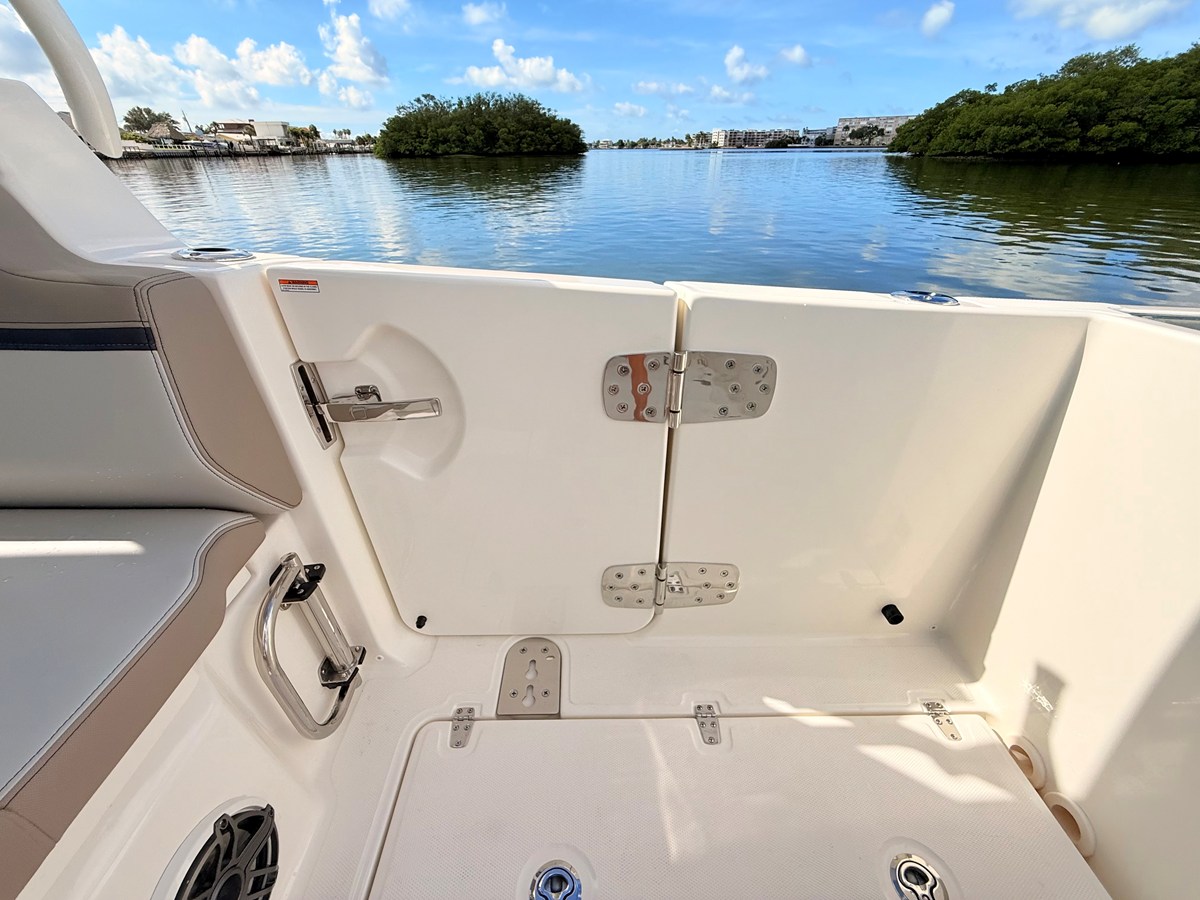 BOSTON WHALER 330 VANTAGE, photo 33