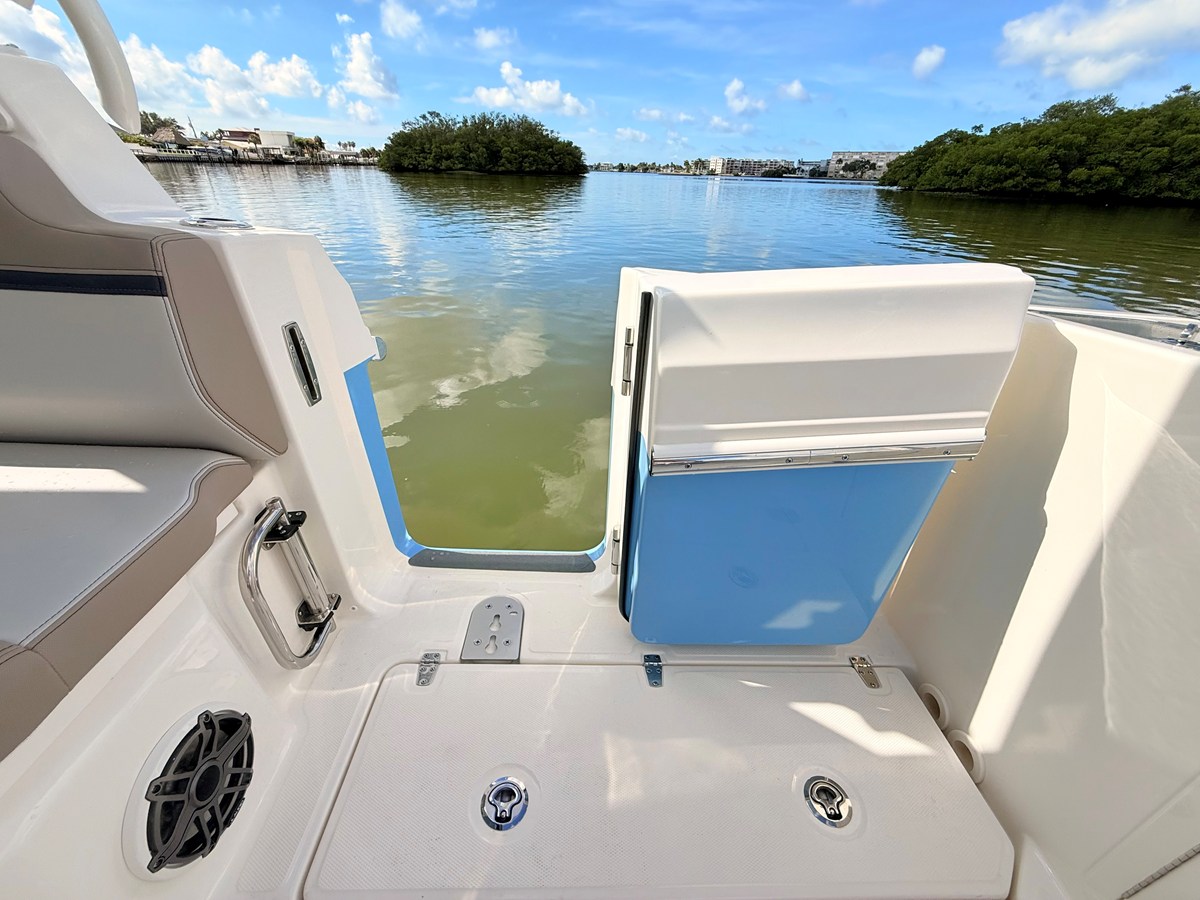 BOSTON WHALER 330 VANTAGE, photo 34