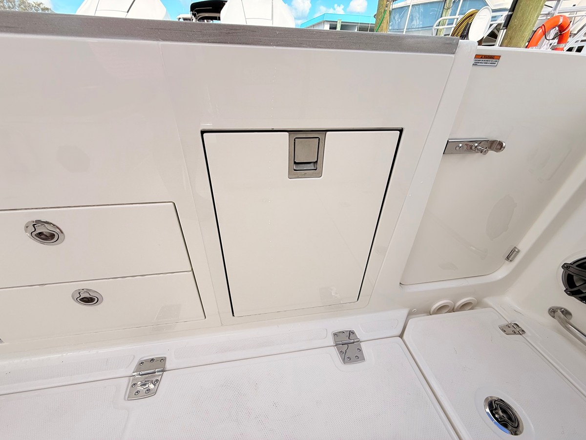 BOSTON WHALER 330 VANTAGE, photo 38