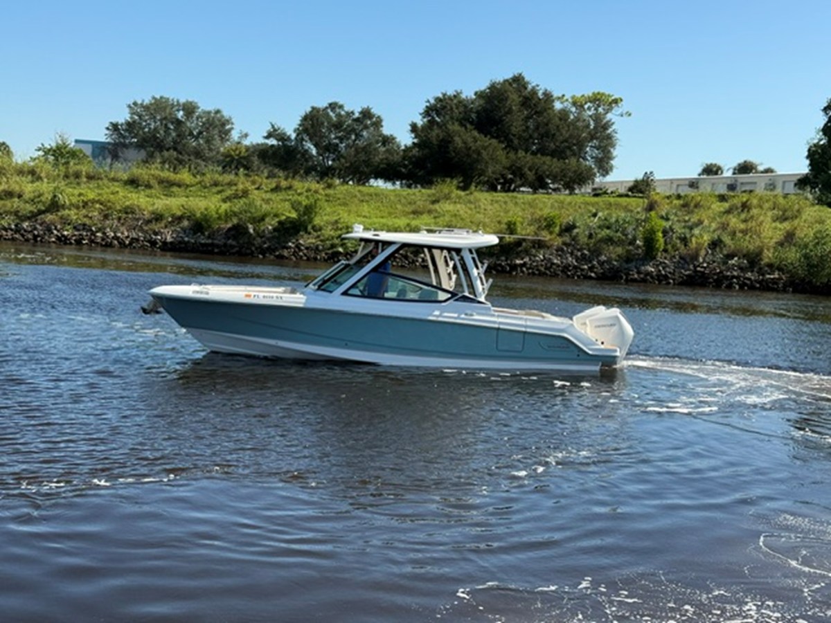 Boston Whaler 280 VANTAGE — 2021 Boston Whaler 280 Vantage — photo 2