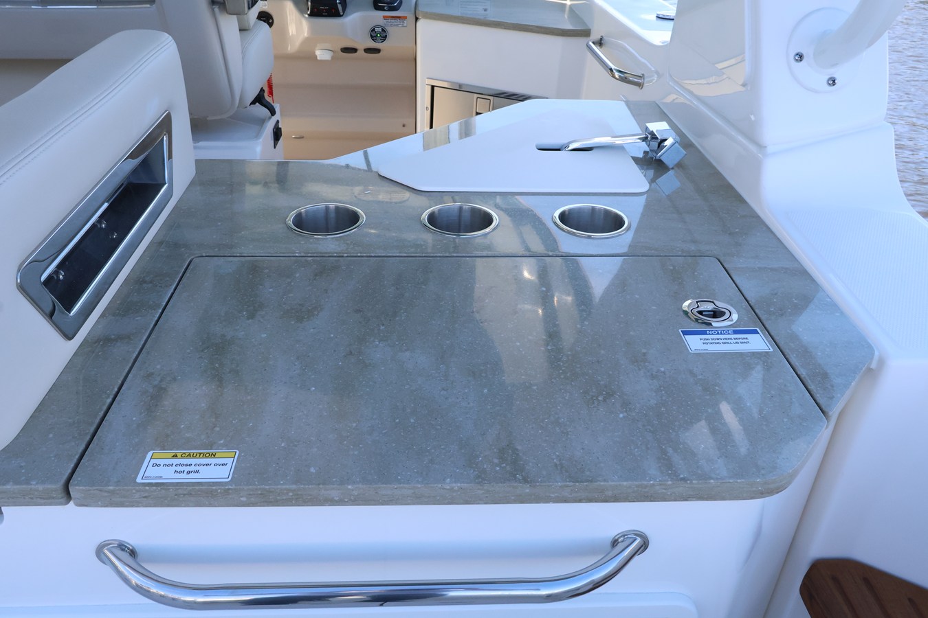 BOSTON WHALER 350 REALM, photo 22