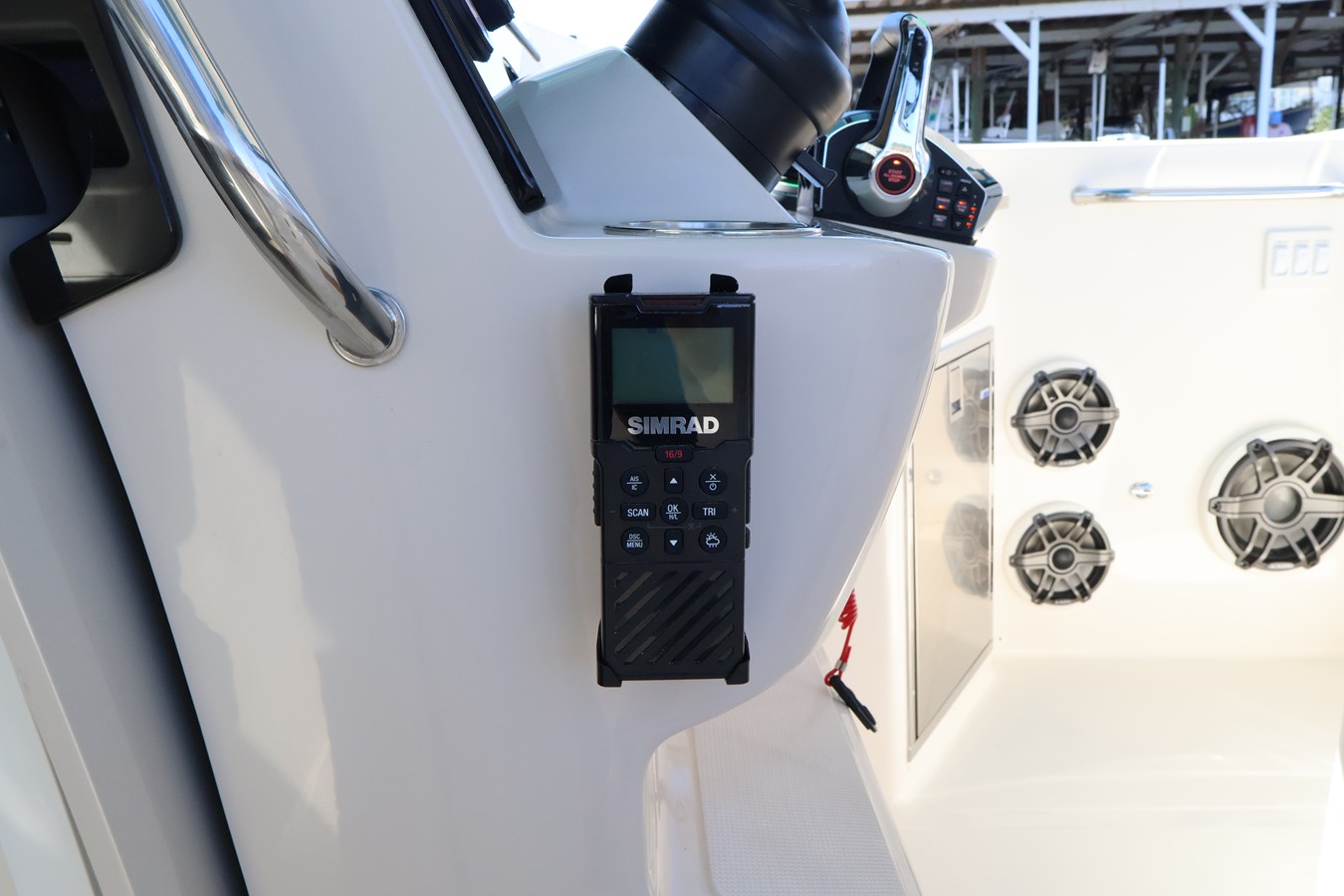 BOSTON WHALER 350 REALM, photo 37