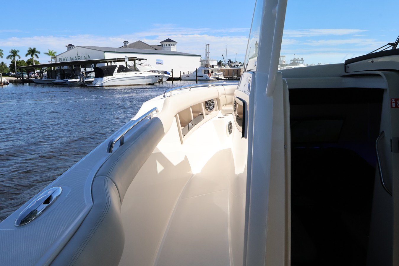 BOSTON WHALER 350 REALM, photo 49