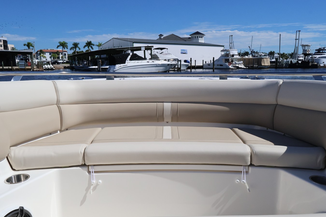 BOSTON WHALER 350 REALM, photo 51