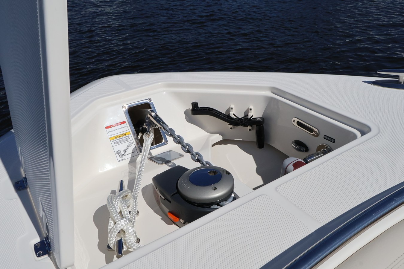 BOSTON WHALER 350 REALM, photo 55