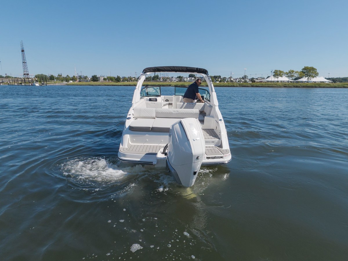 SEA RAY SDX 250 OUTBOARD, photo 6
