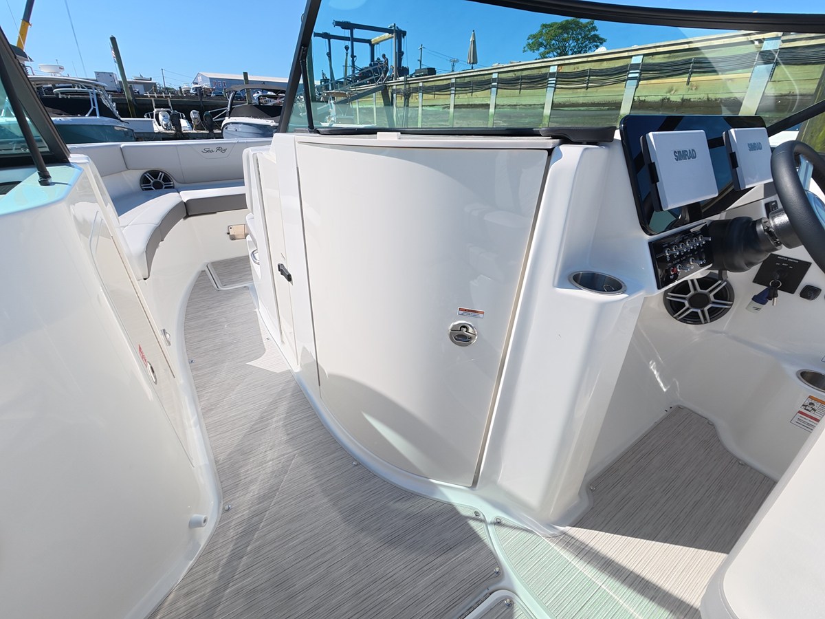 SEA RAY SDX 250 OUTBOARD, photo 25