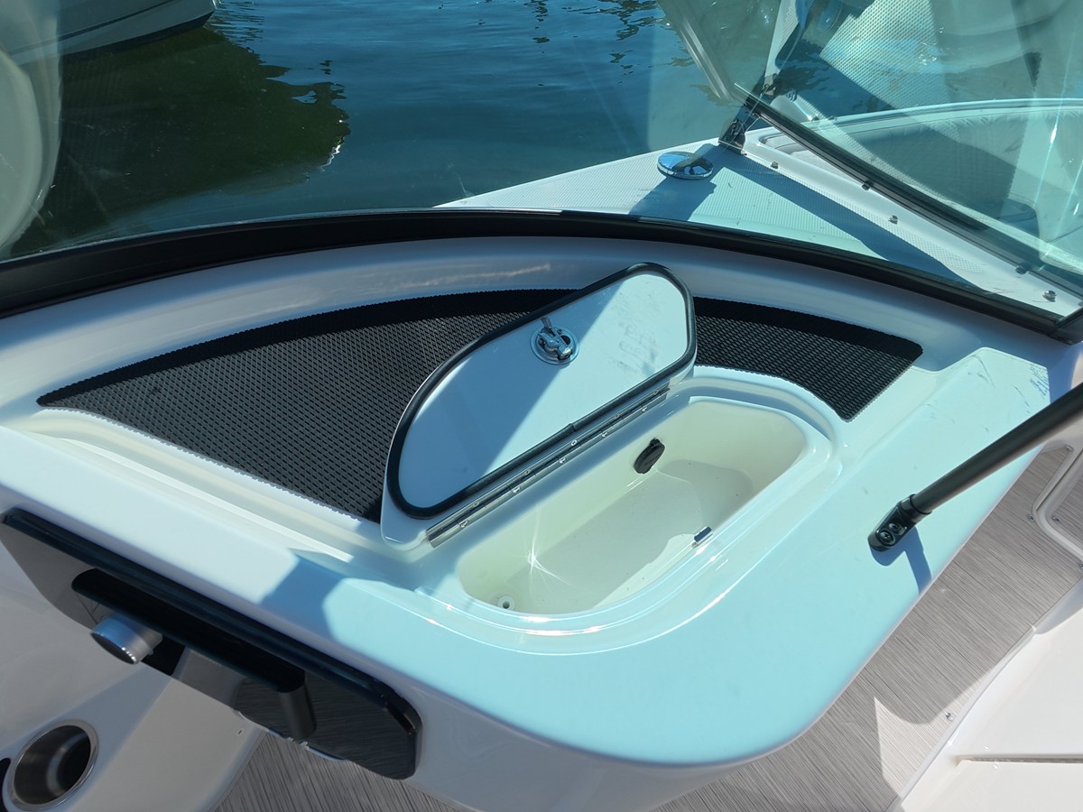 SEA RAY SDX 250 OUTBOARD, photo 29