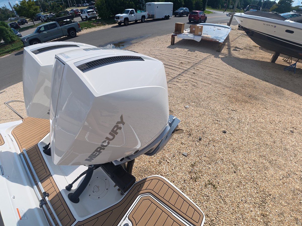 SEA RAY SDX 290 OUTBOARD, photo 3