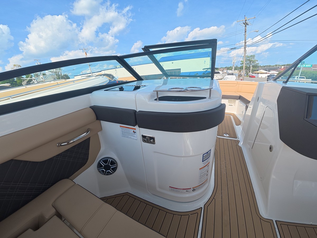 SEA RAY SDX 290 OUTBOARD, photo 17