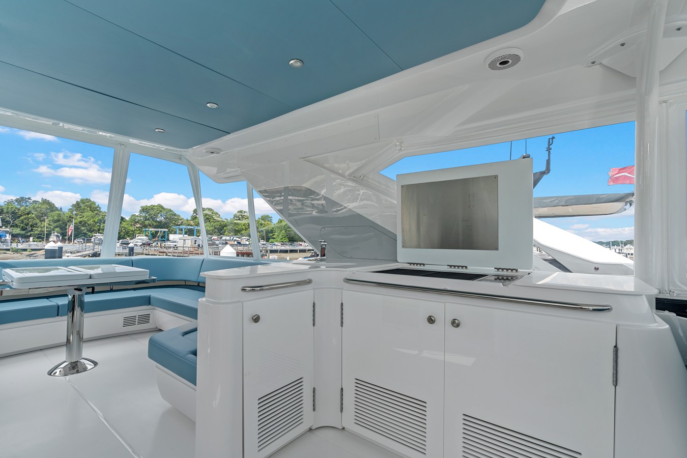 CRUISERS YACHTS 57 FLY, photo 58