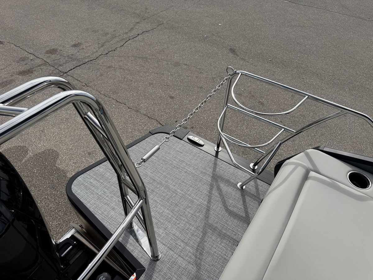 HARRIS SUNLINER 230, photo 19