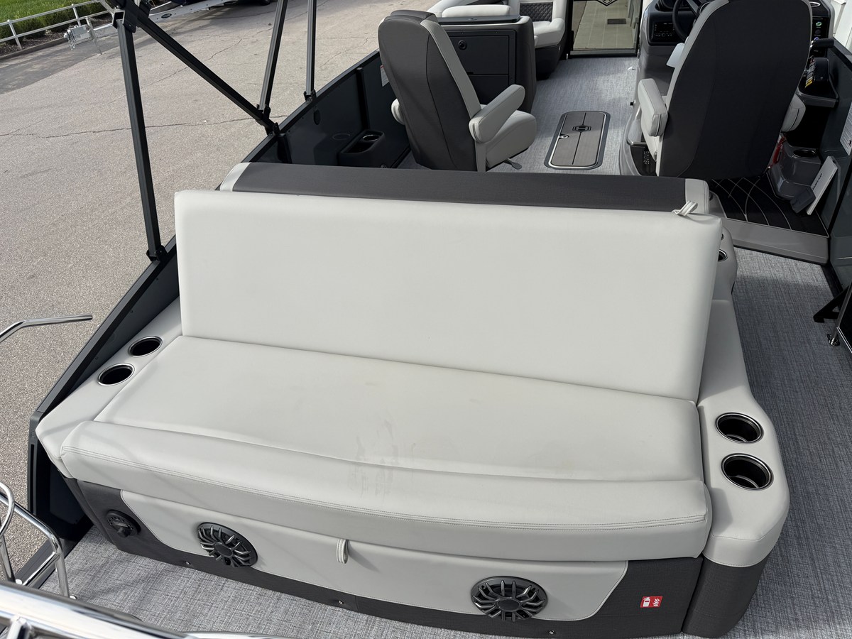 HARRIS SUNLINER 230, photo 26