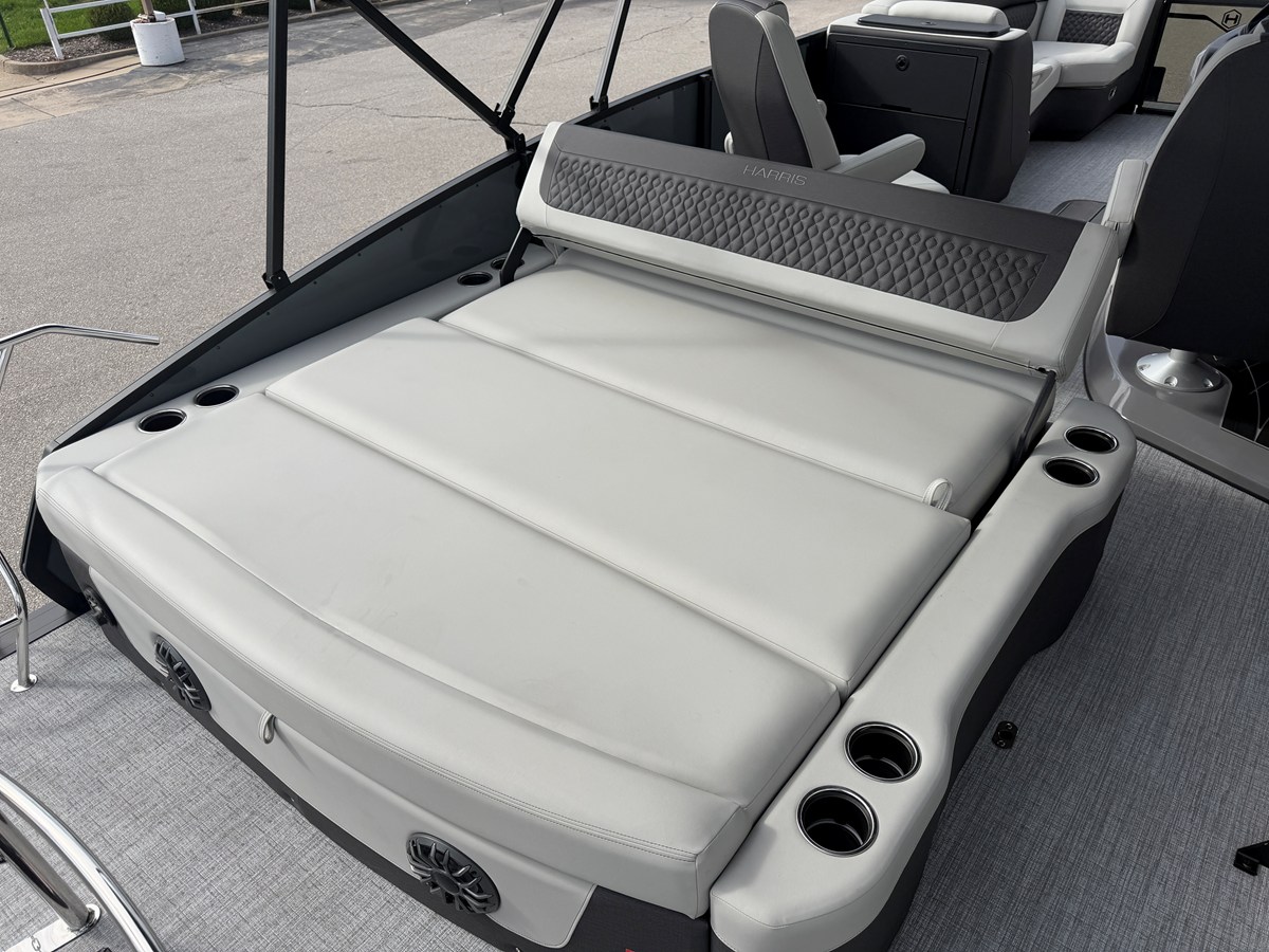 HARRIS SUNLINER 230, photo 28