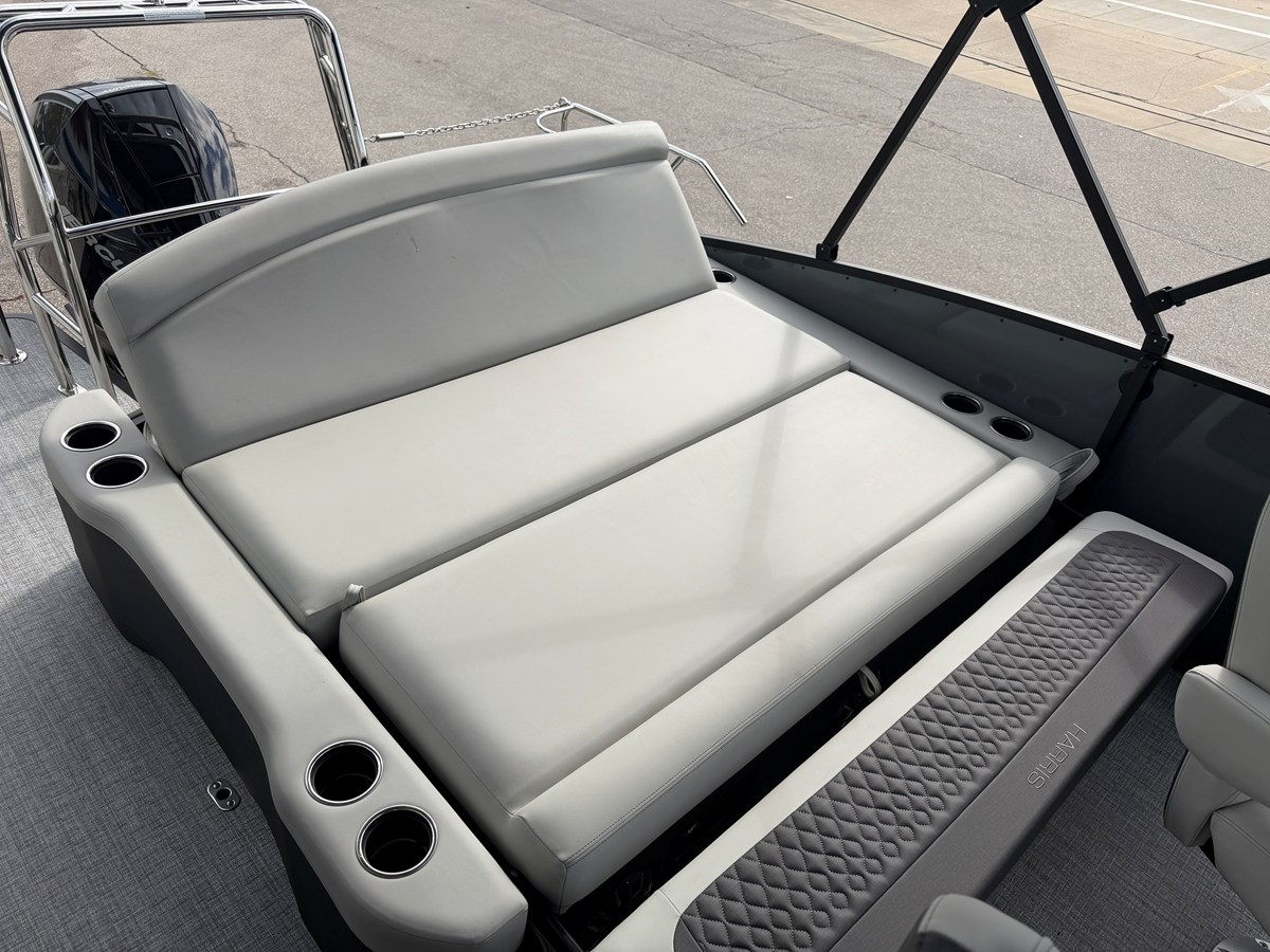 HARRIS SUNLINER 230, photo 30