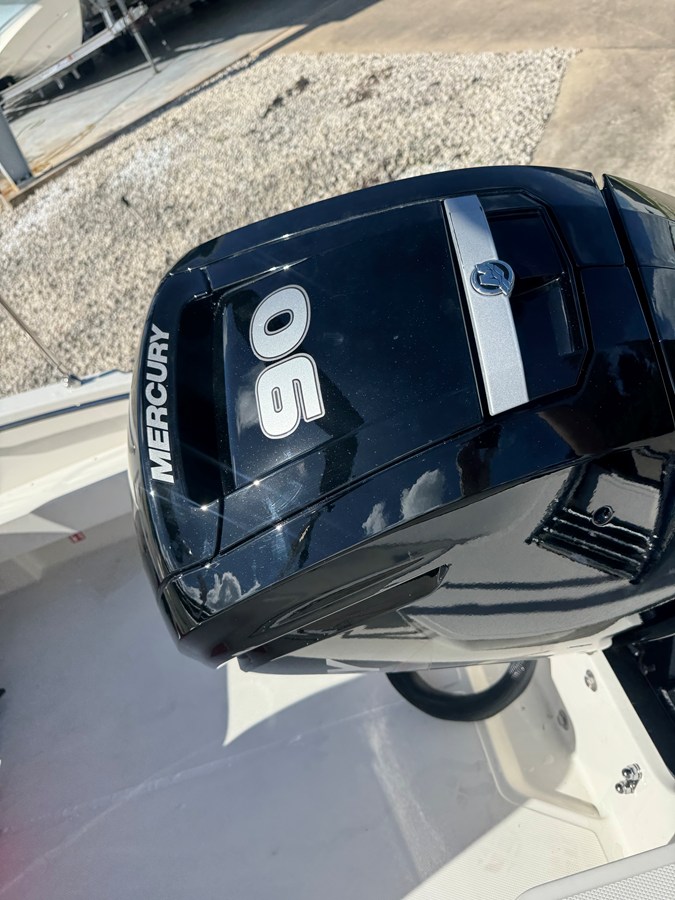 Boston Whaler 160 Super Sport — 2027 Boston Whaler 160 Super Sport — photo 4