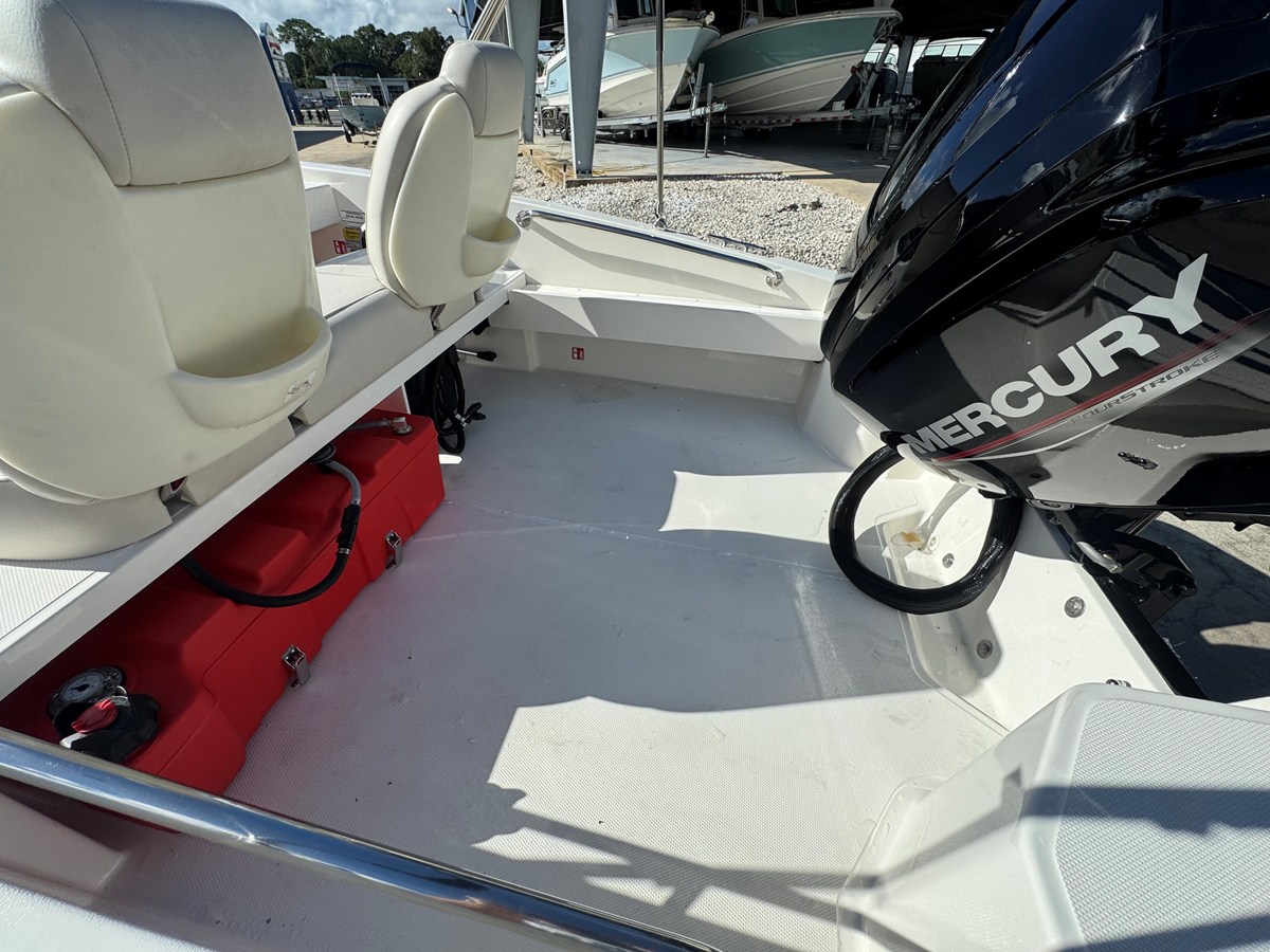 Boston Whaler 160 Super Sport — 2027 Boston Whaler 160 Super Sport — photo 5