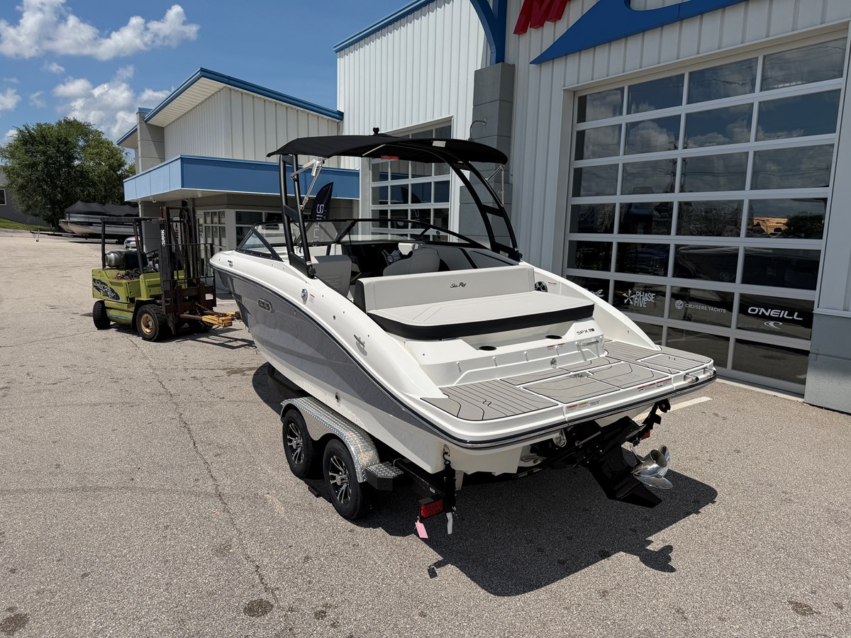 SEA RAY SPX 210, photo 3