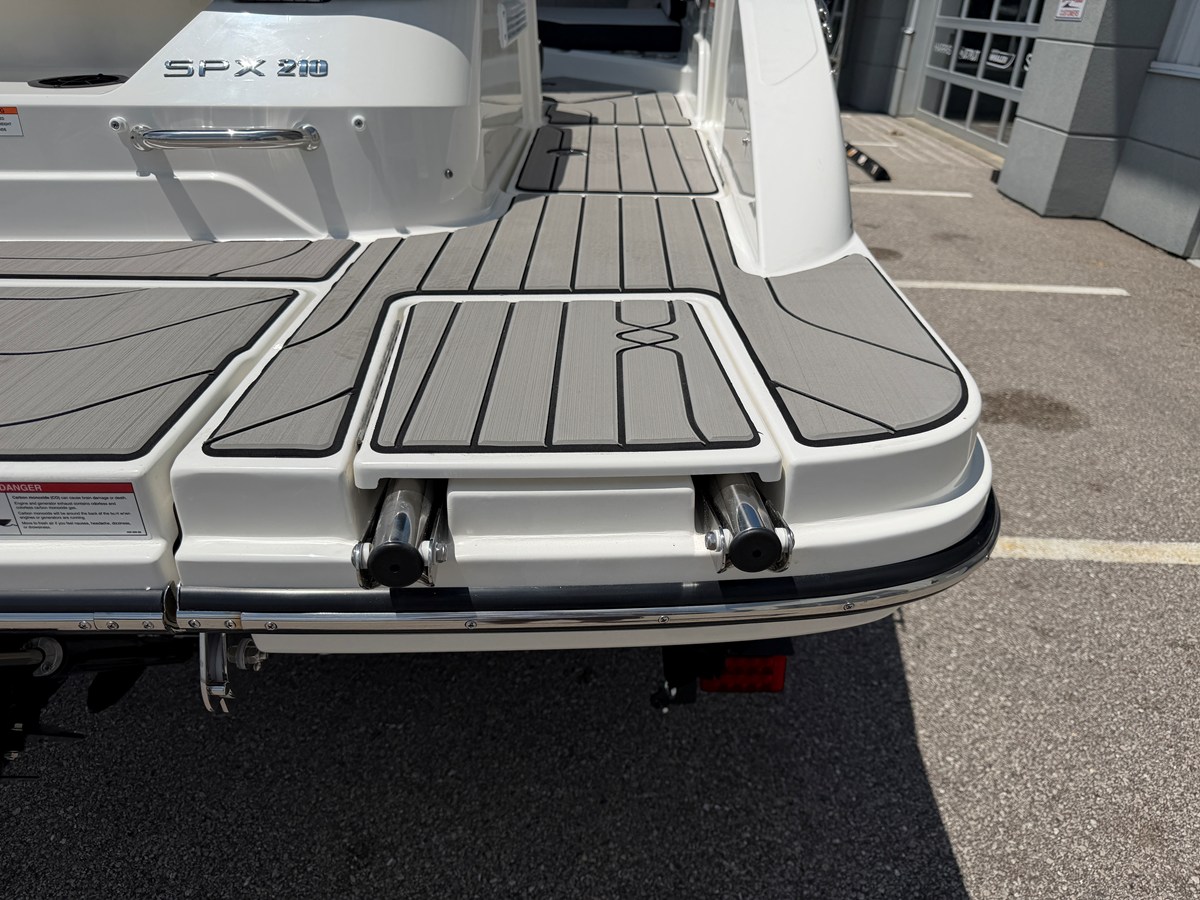 SEA RAY SPX 210, photo 14