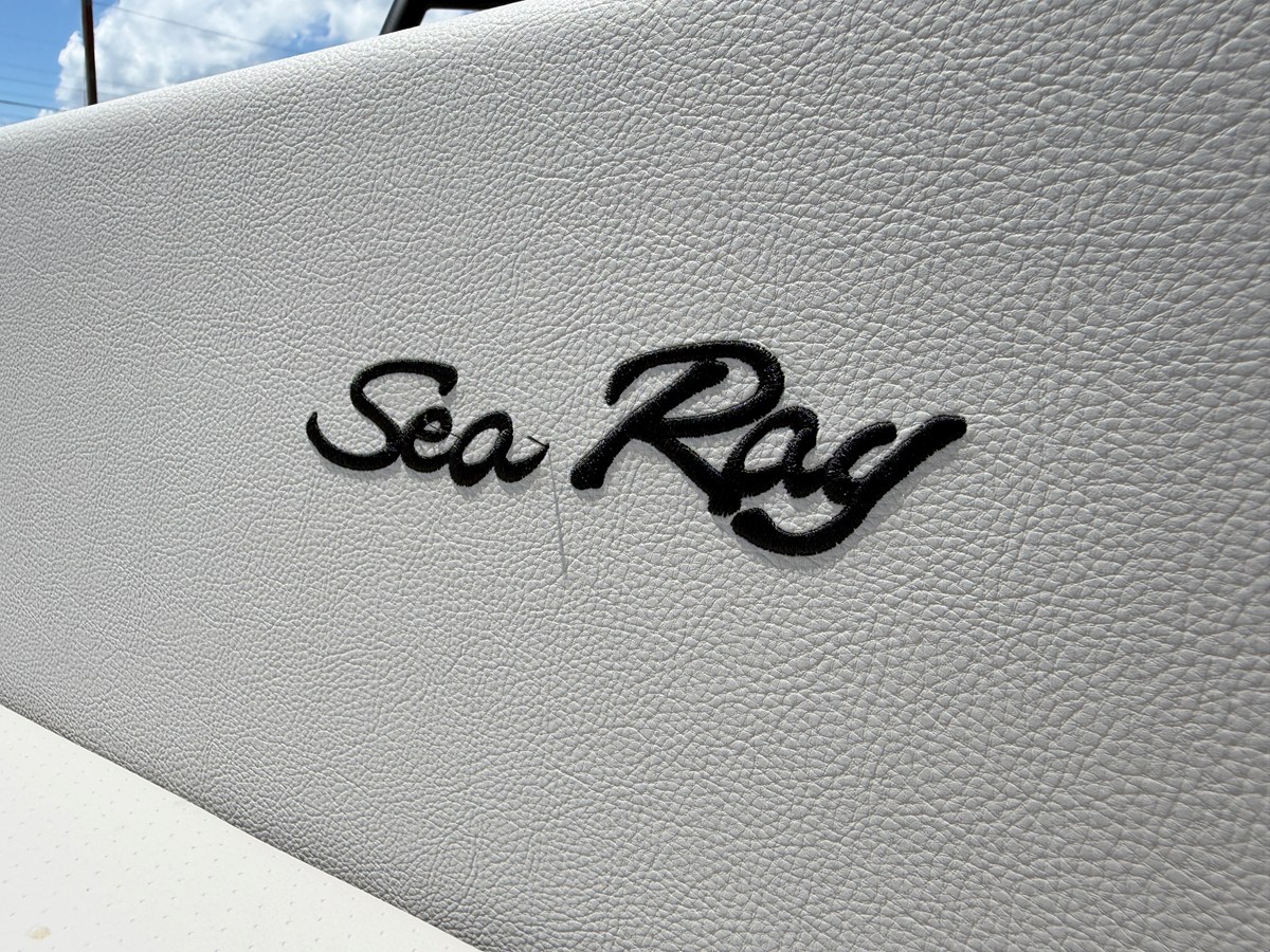 SEA RAY SPX 210, photo 17