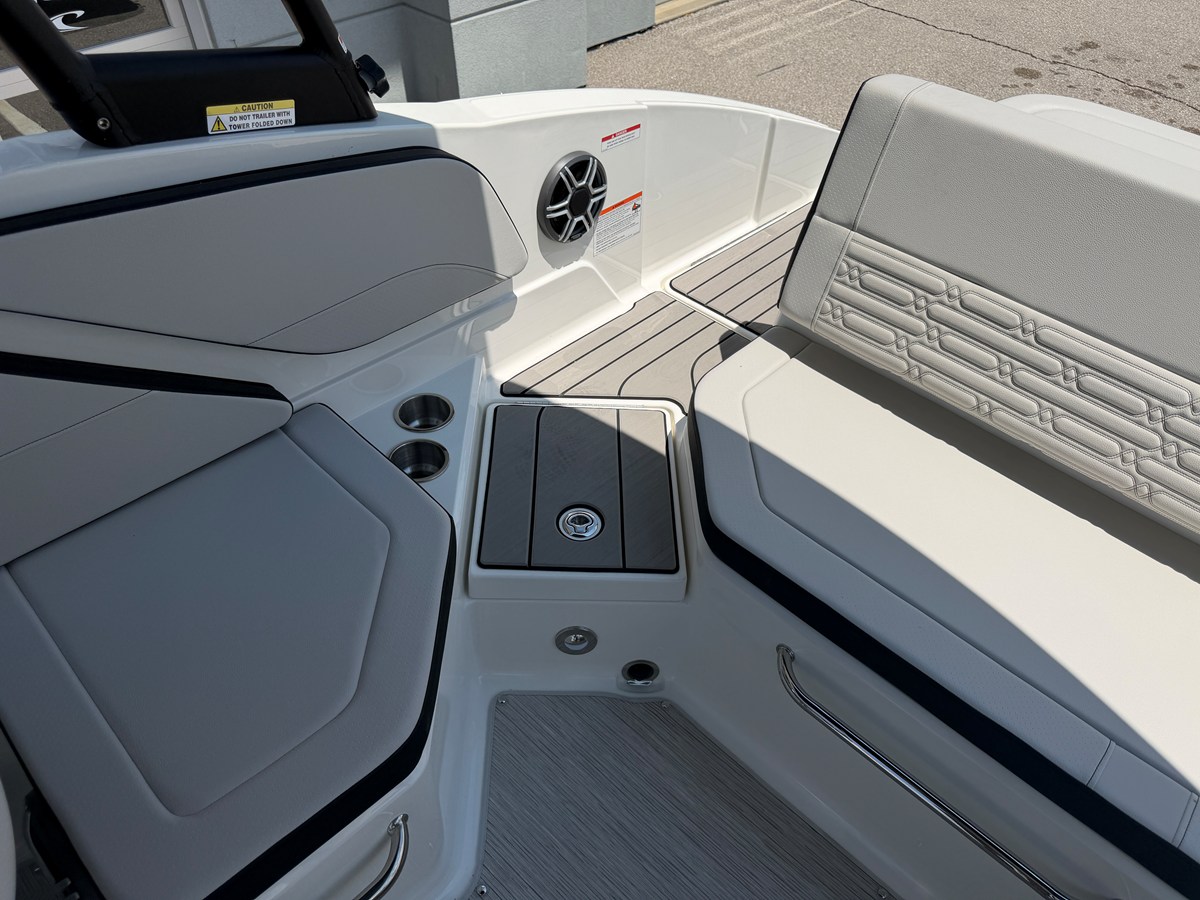 SEA RAY SPX 210, photo 22