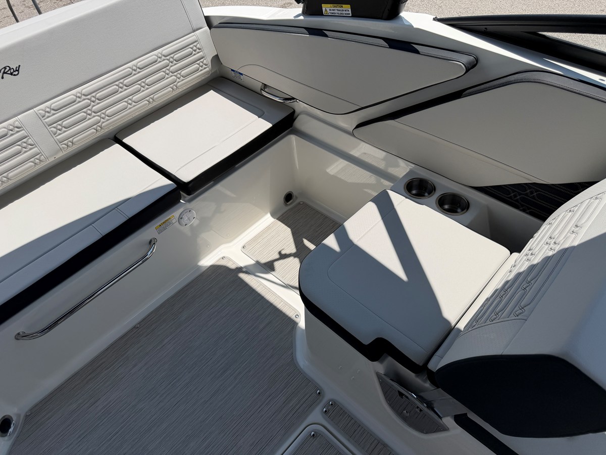SEA RAY SPX 210, photo 29
