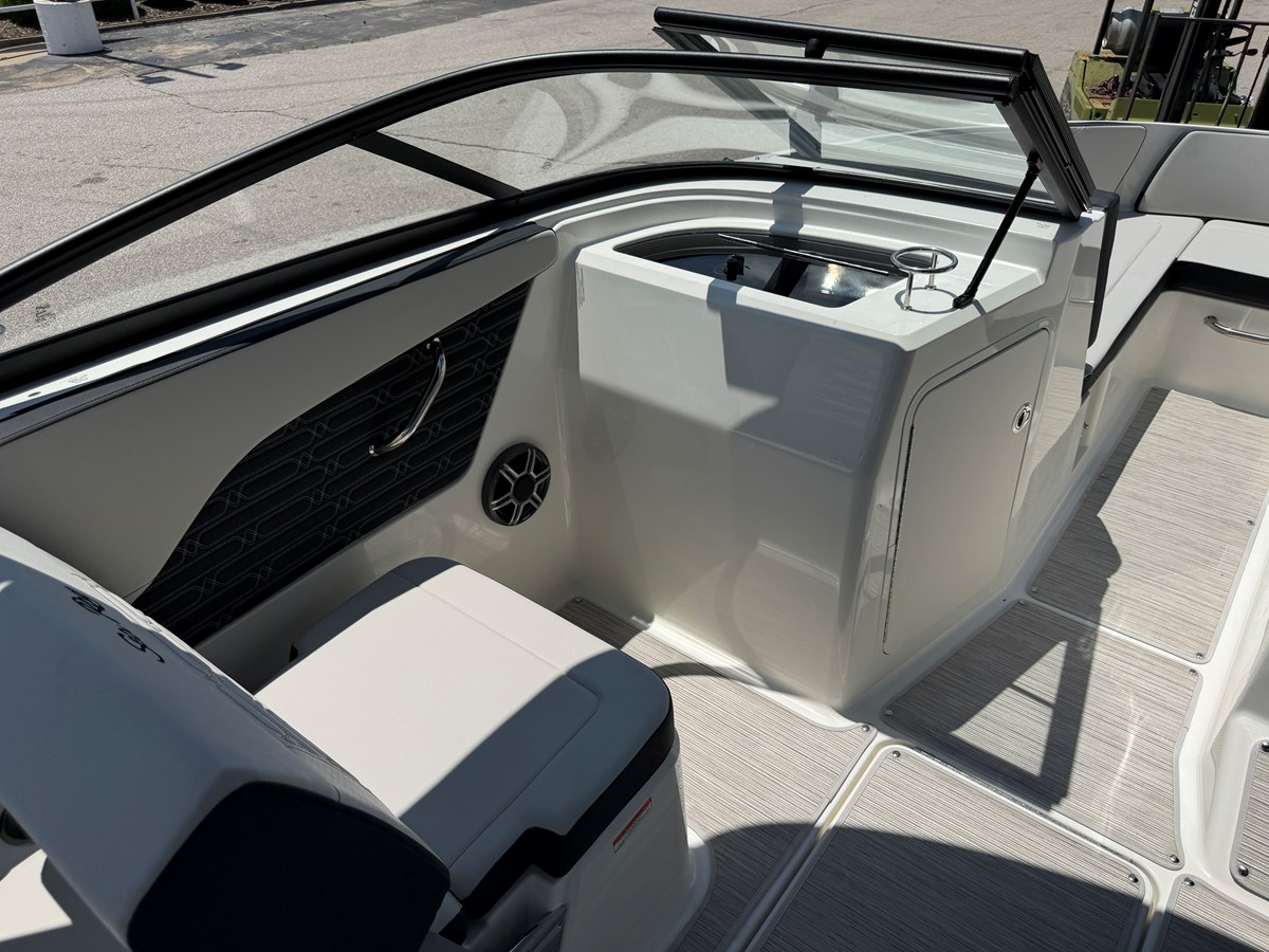 SEA RAY SPX 210, photo 39