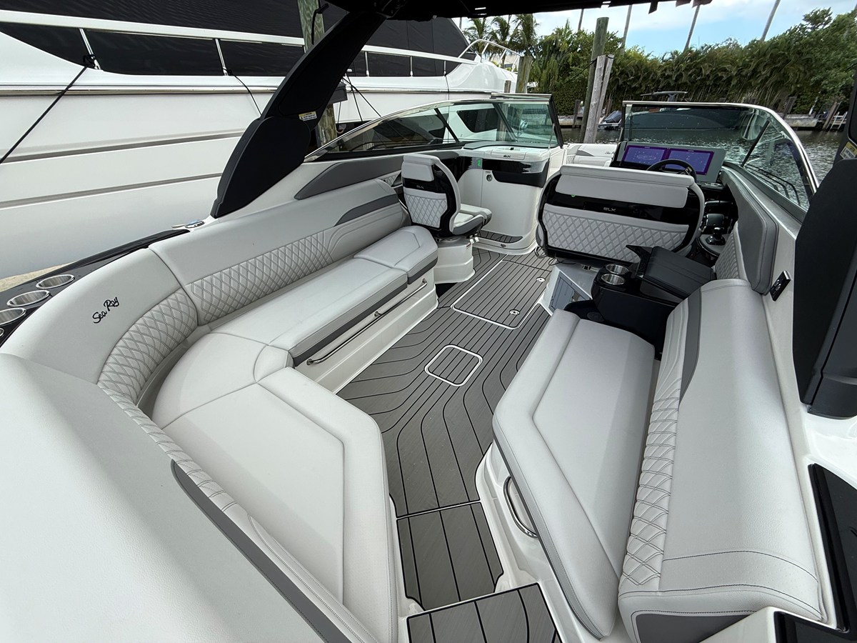 SEA RAY SLX 280 OUTBOARD, photo 19