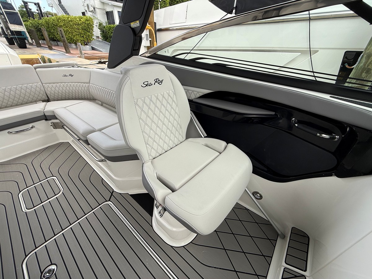 SEA RAY SLX 280 OUTBOARD, photo 25