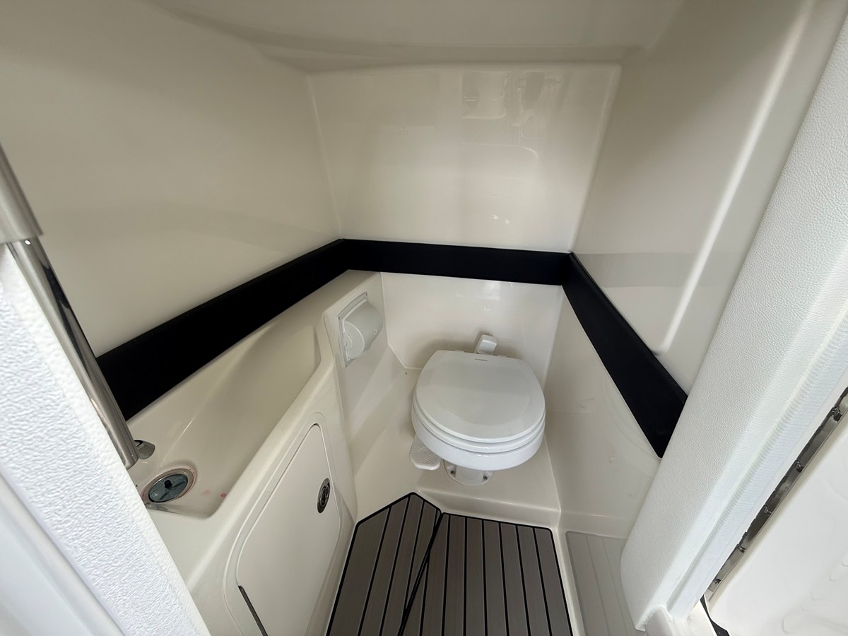 SEA RAY SLX 280 OUTBOARD, photo 27