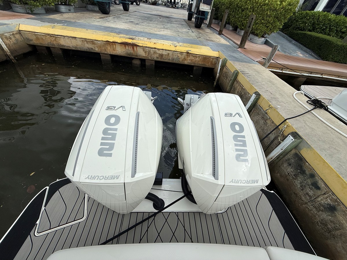 SEA RAY SLX 280 OUTBOARD, photo 31