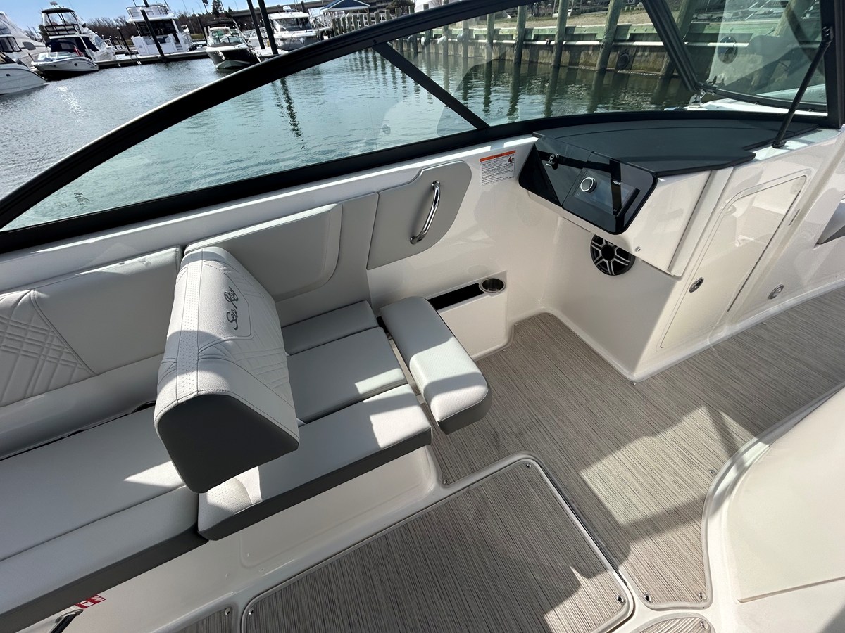 SEA RAY SDX 270 OUTBOARD, photo 23