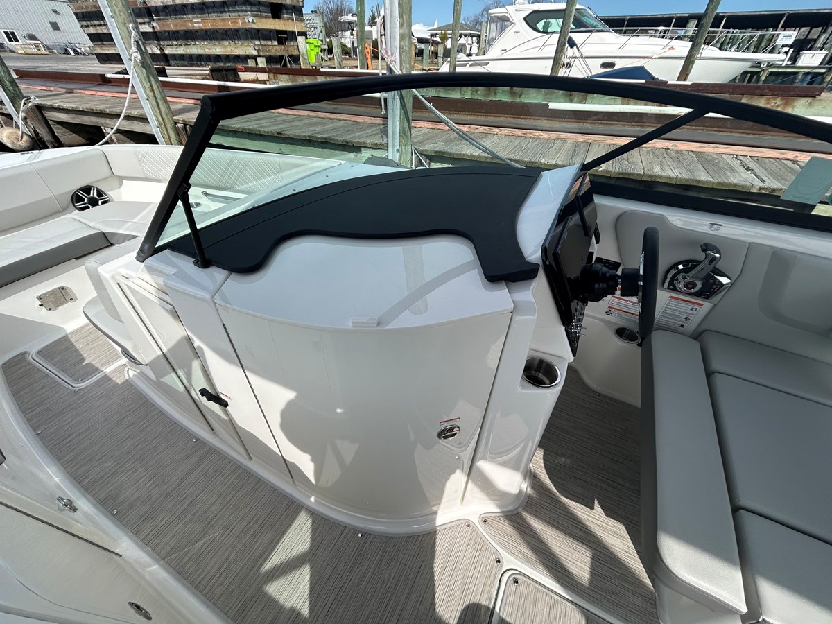 SEA RAY SDX 270 OUTBOARD, photo 27