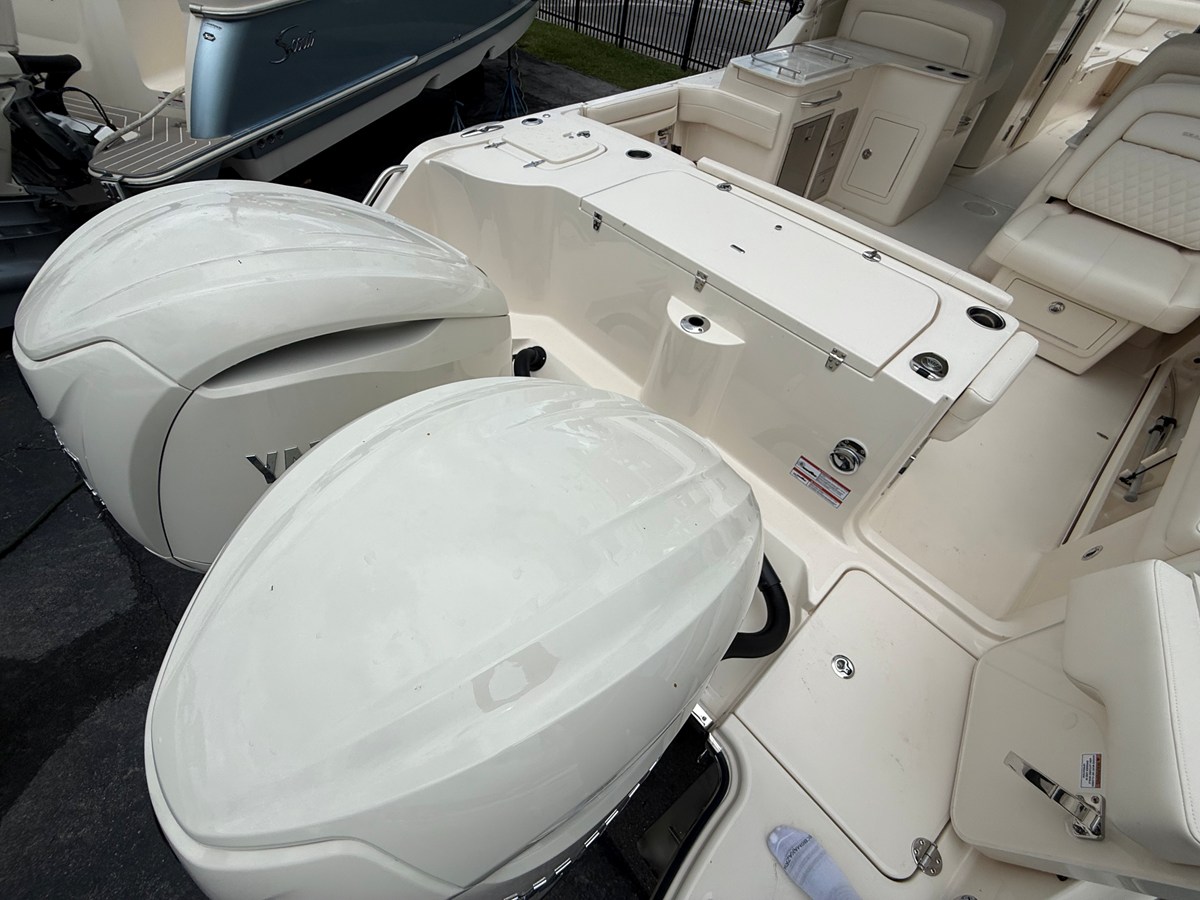 GRADY-WHITE FREEDOM 325, photo 12